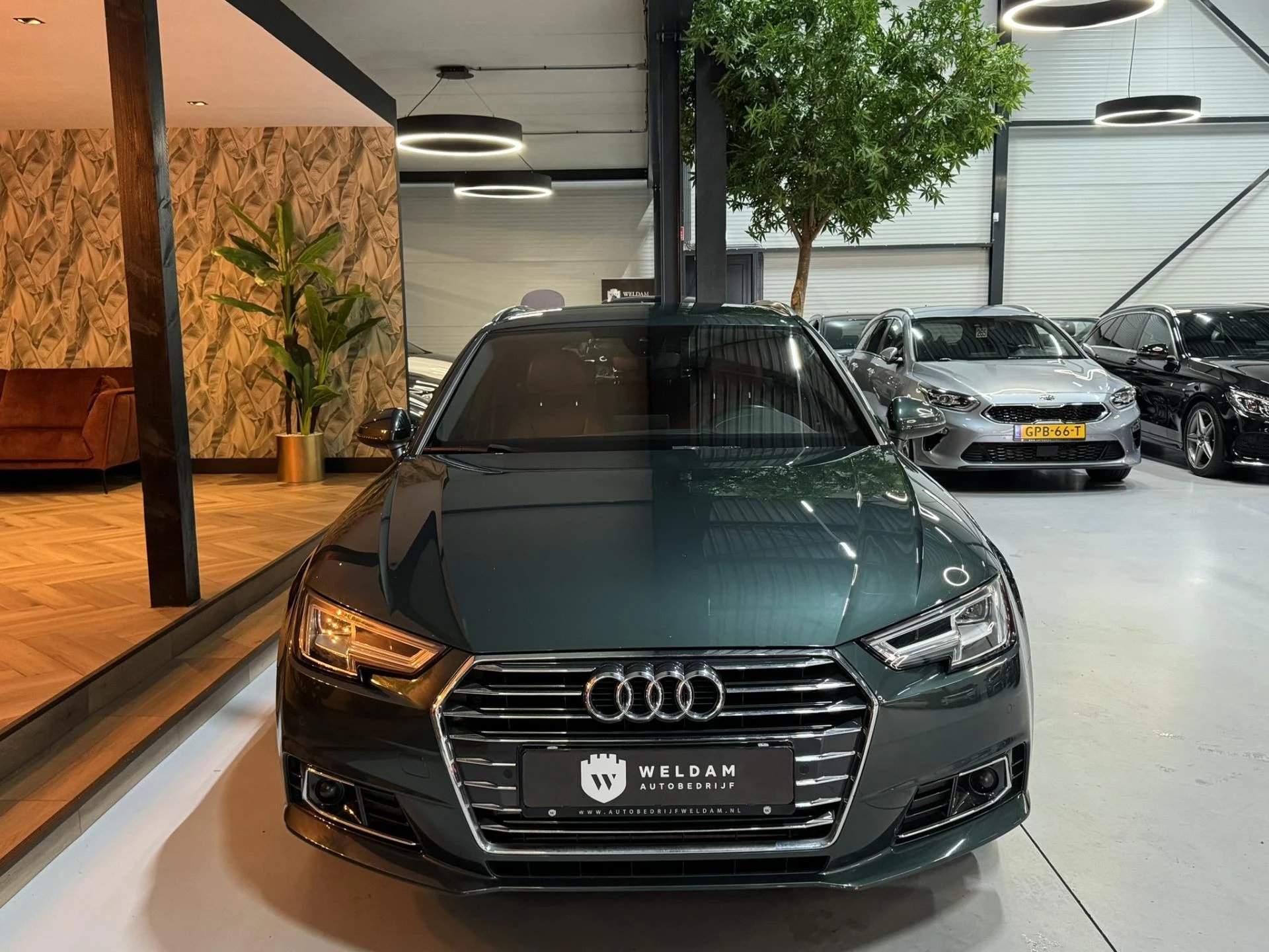 Hoofdafbeelding Audi A4