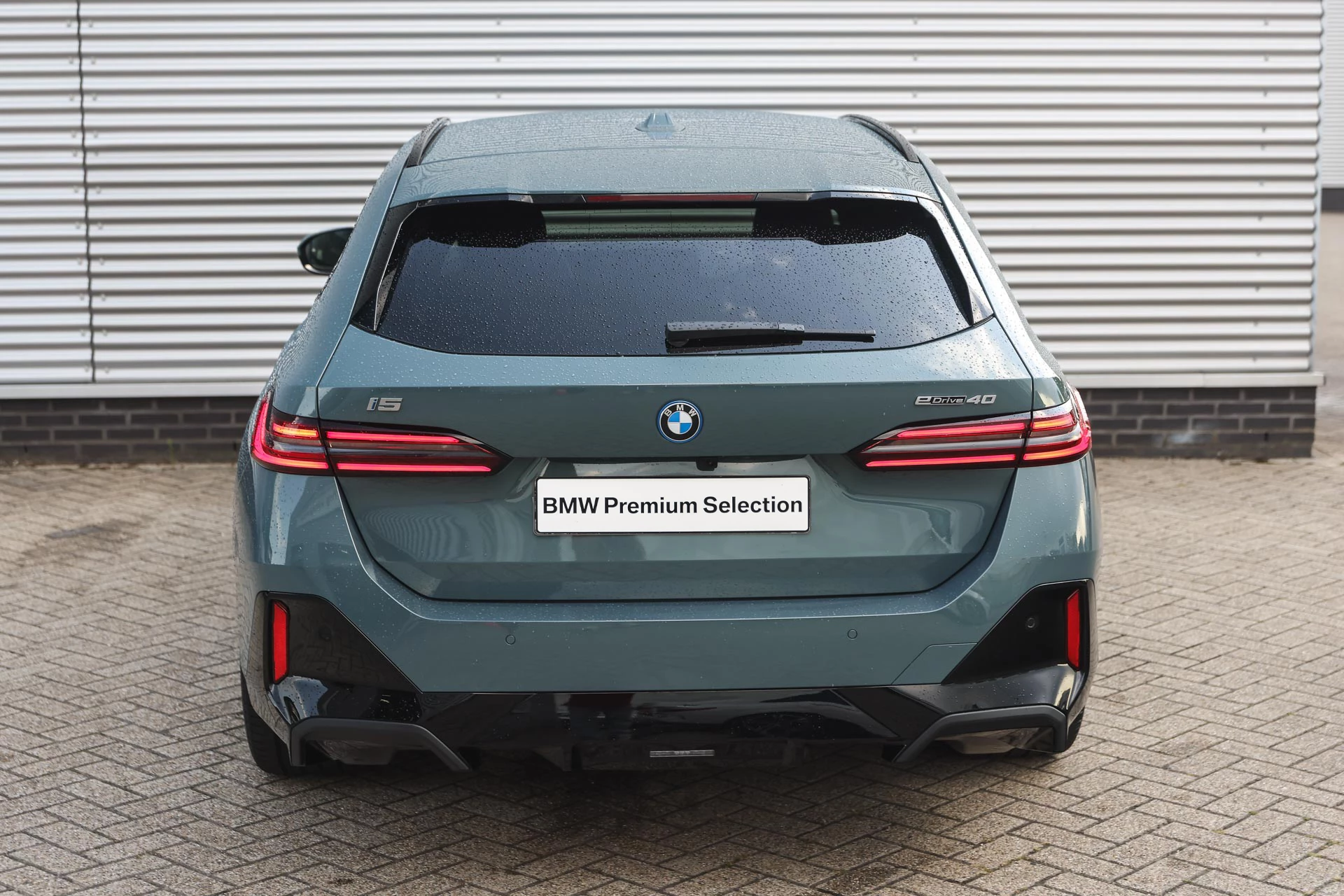 Hoofdafbeelding BMW i5