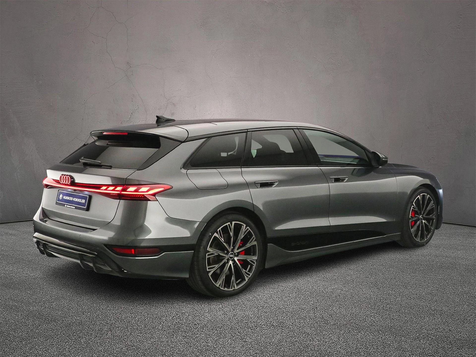 Hoofdafbeelding Audi S6 Avant e-tron