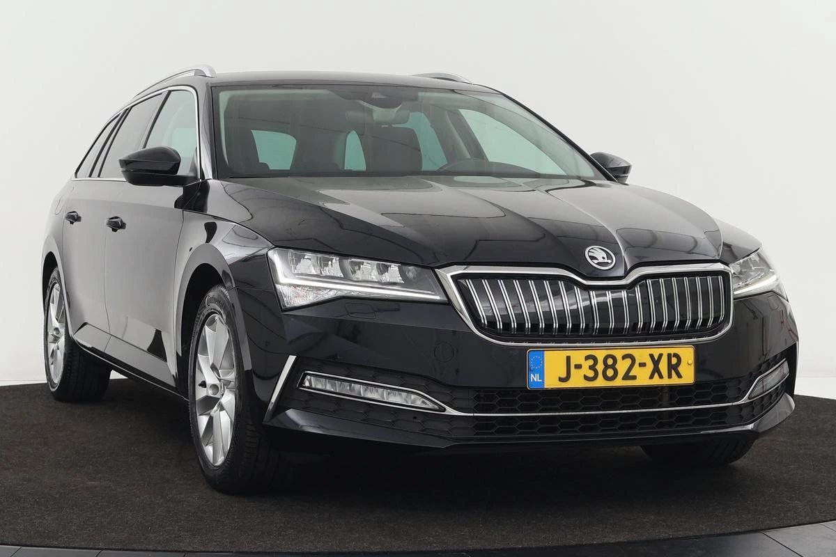 Hoofdafbeelding Škoda Superb