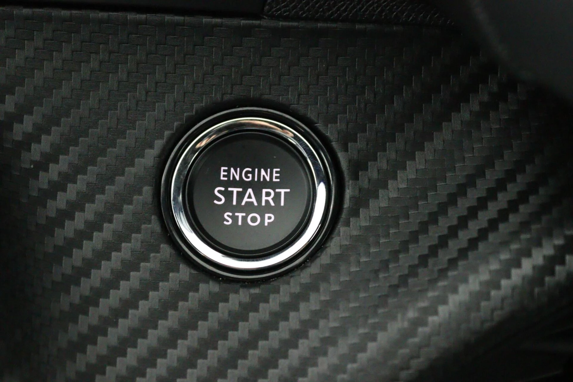 Hoofdafbeelding Peugeot e-2008