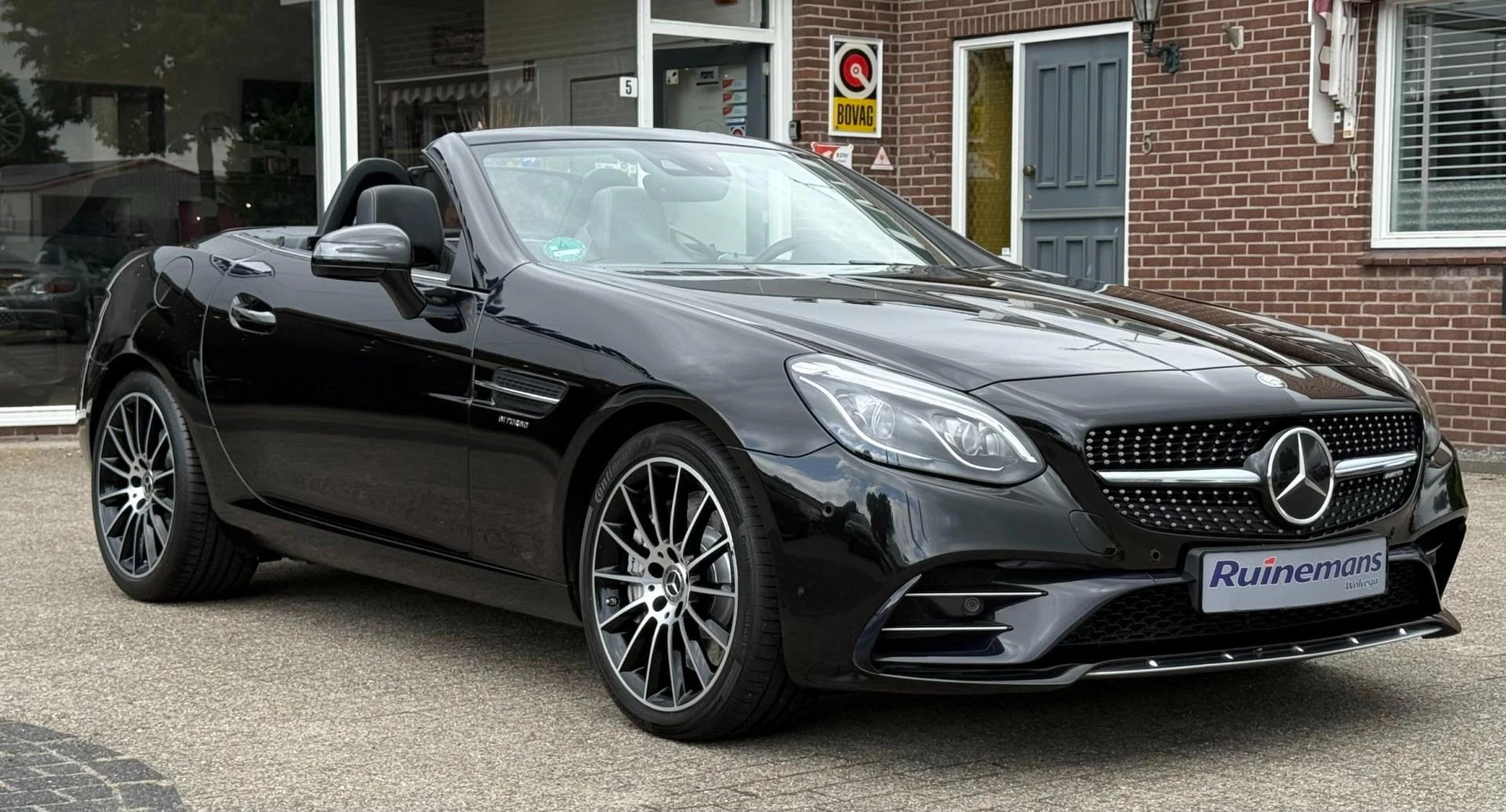 Hoofdafbeelding Mercedes-Benz SLC