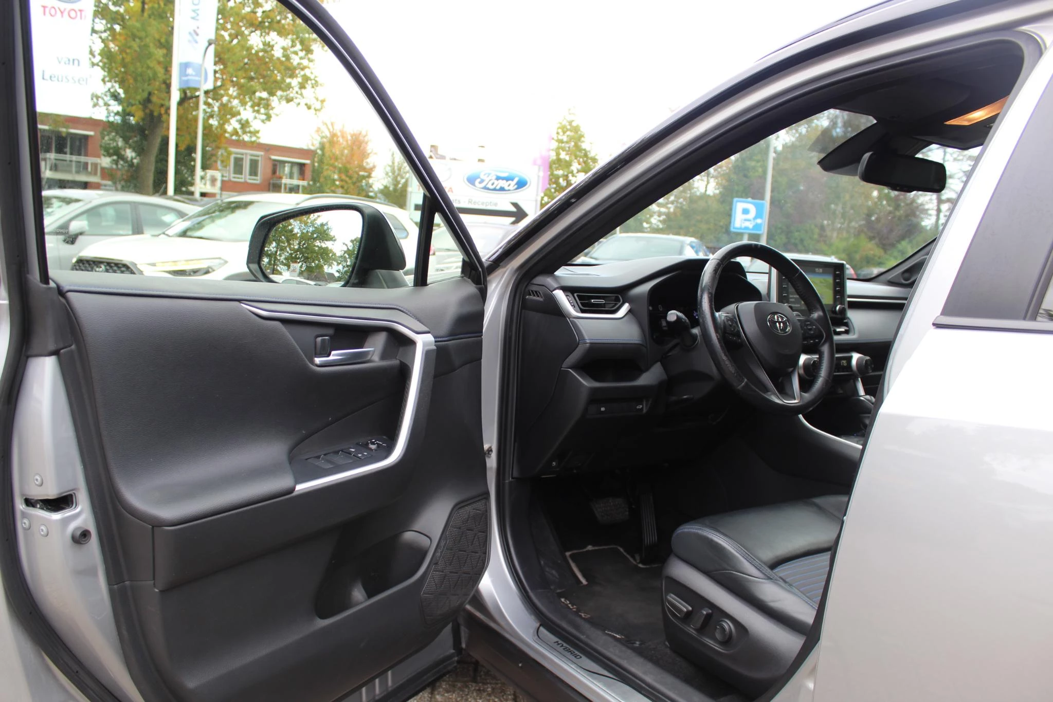 Hoofdafbeelding Toyota RAV4