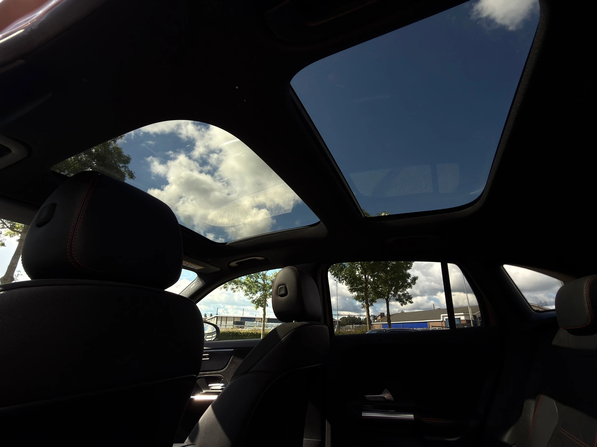 Hoofdafbeelding Mercedes-Benz EQA