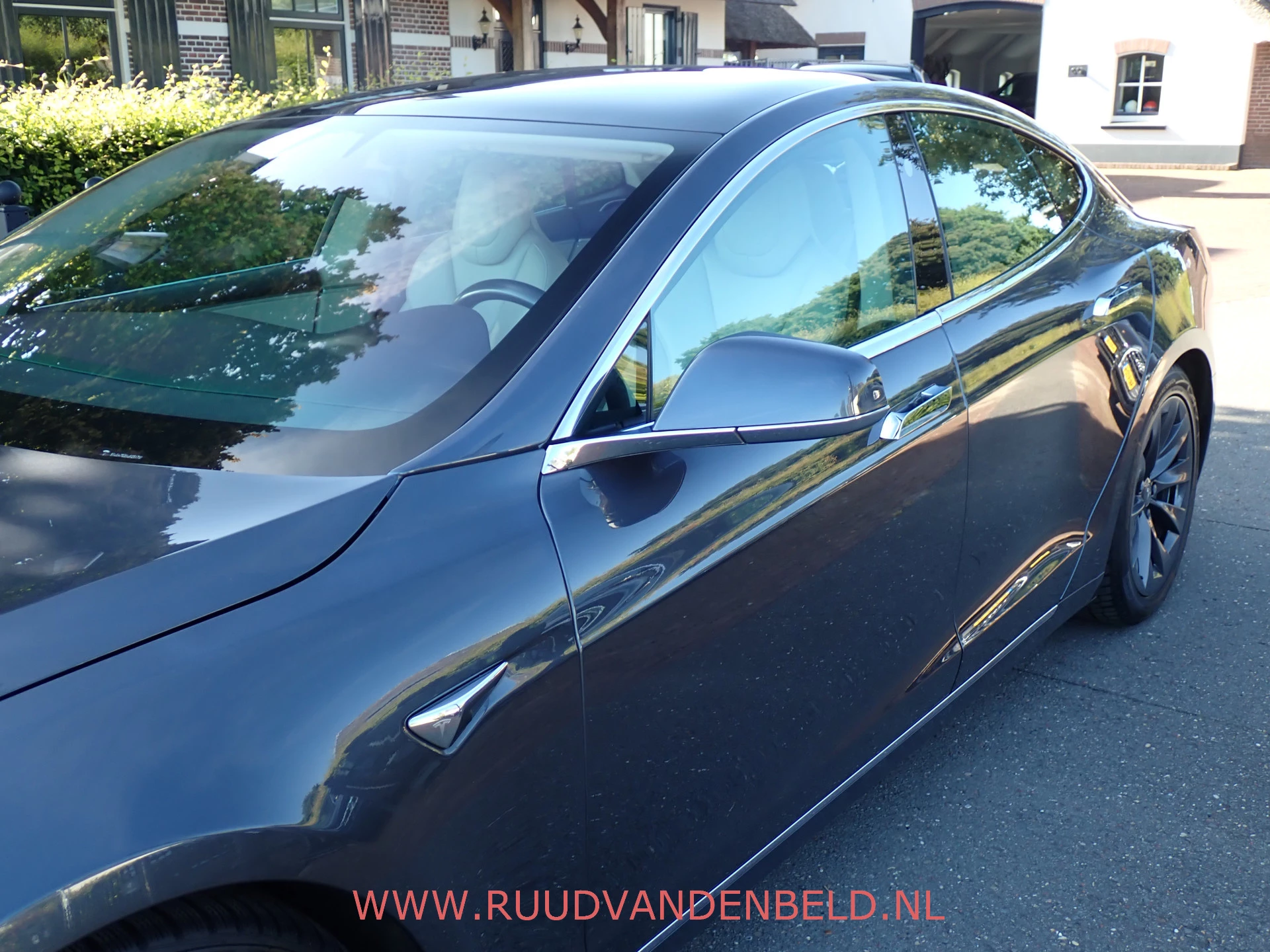 Hoofdafbeelding Tesla Model S