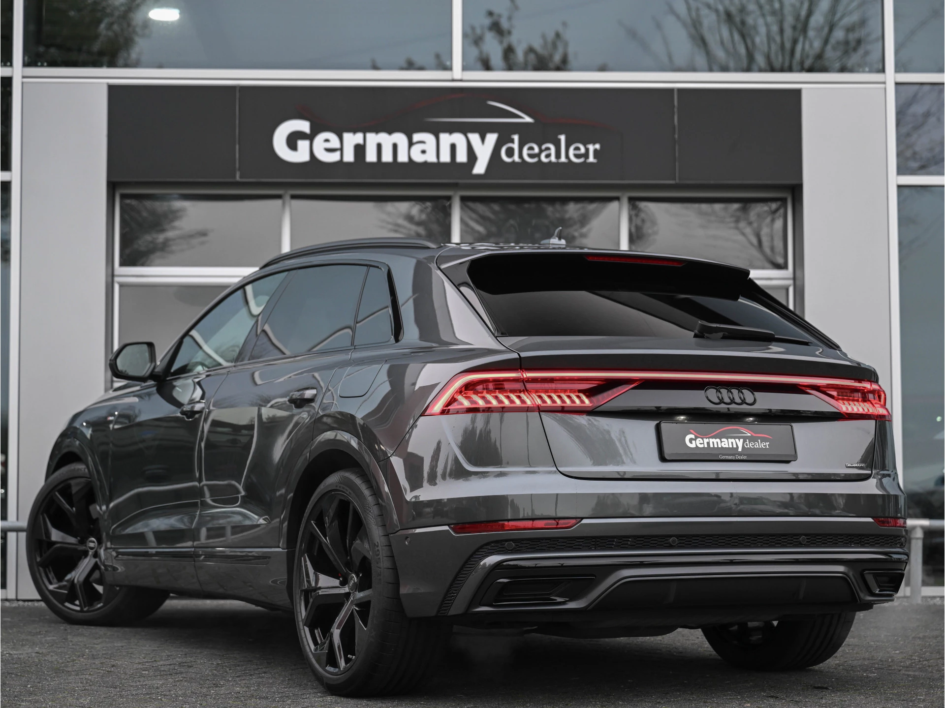 Hoofdafbeelding Audi Q8