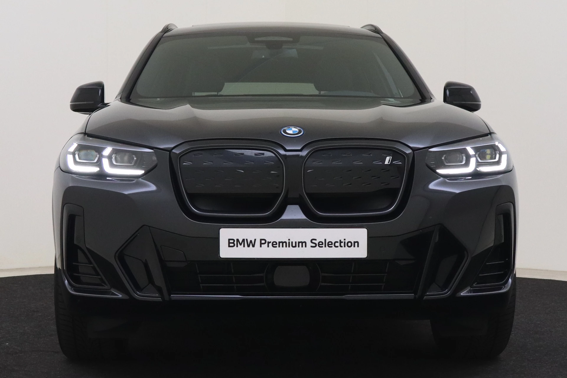 Hoofdafbeelding BMW iX3