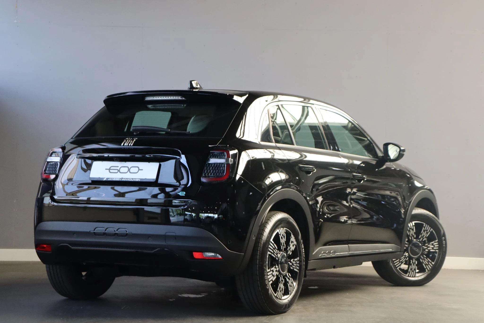 Hoofdafbeelding Fiat 600