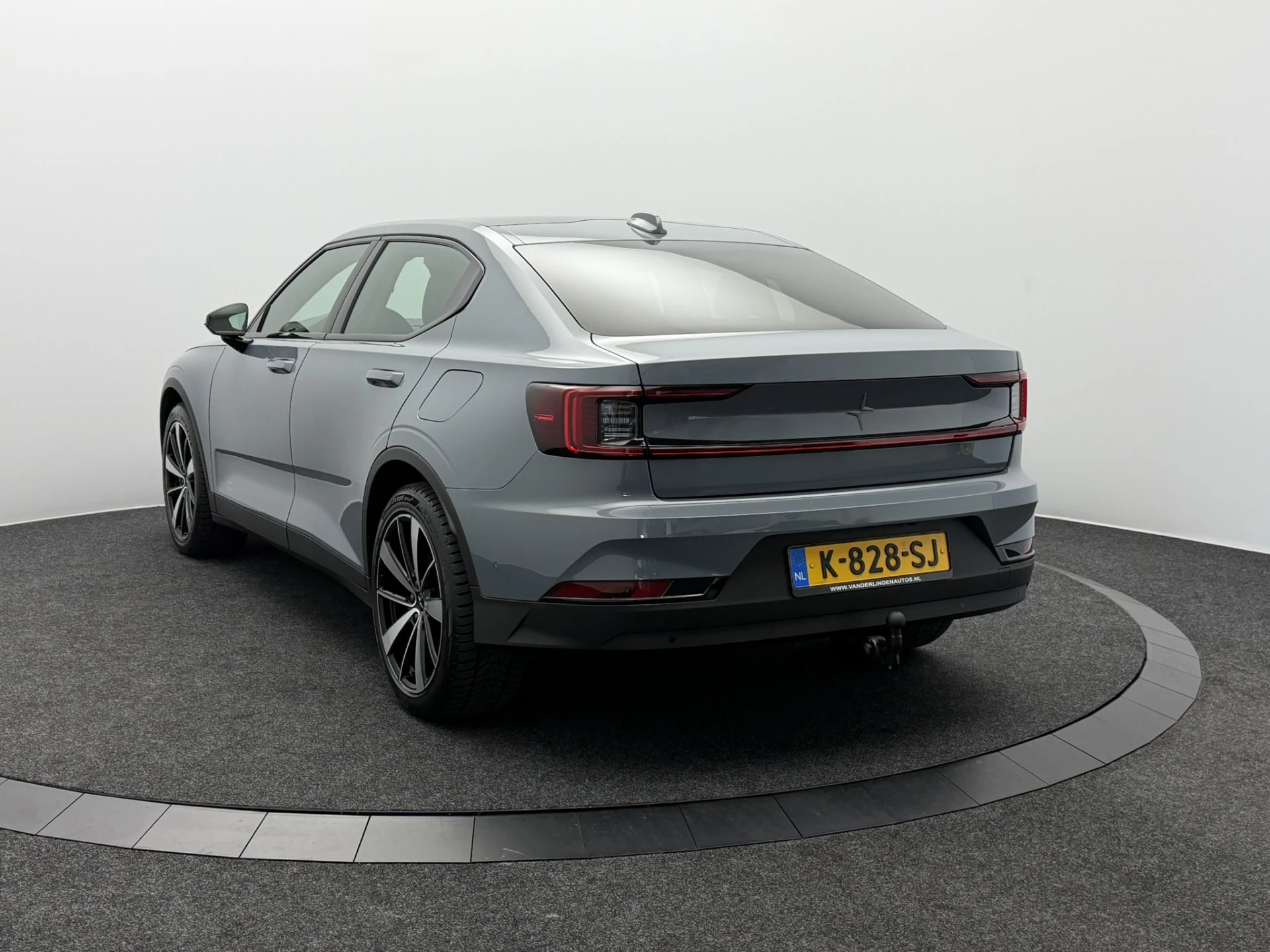 Hoofdafbeelding Polestar 2