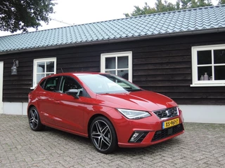 Hoofdafbeelding SEAT Ibiza SEAT Ibiza 1.5 TSI FR EVOBNSINT