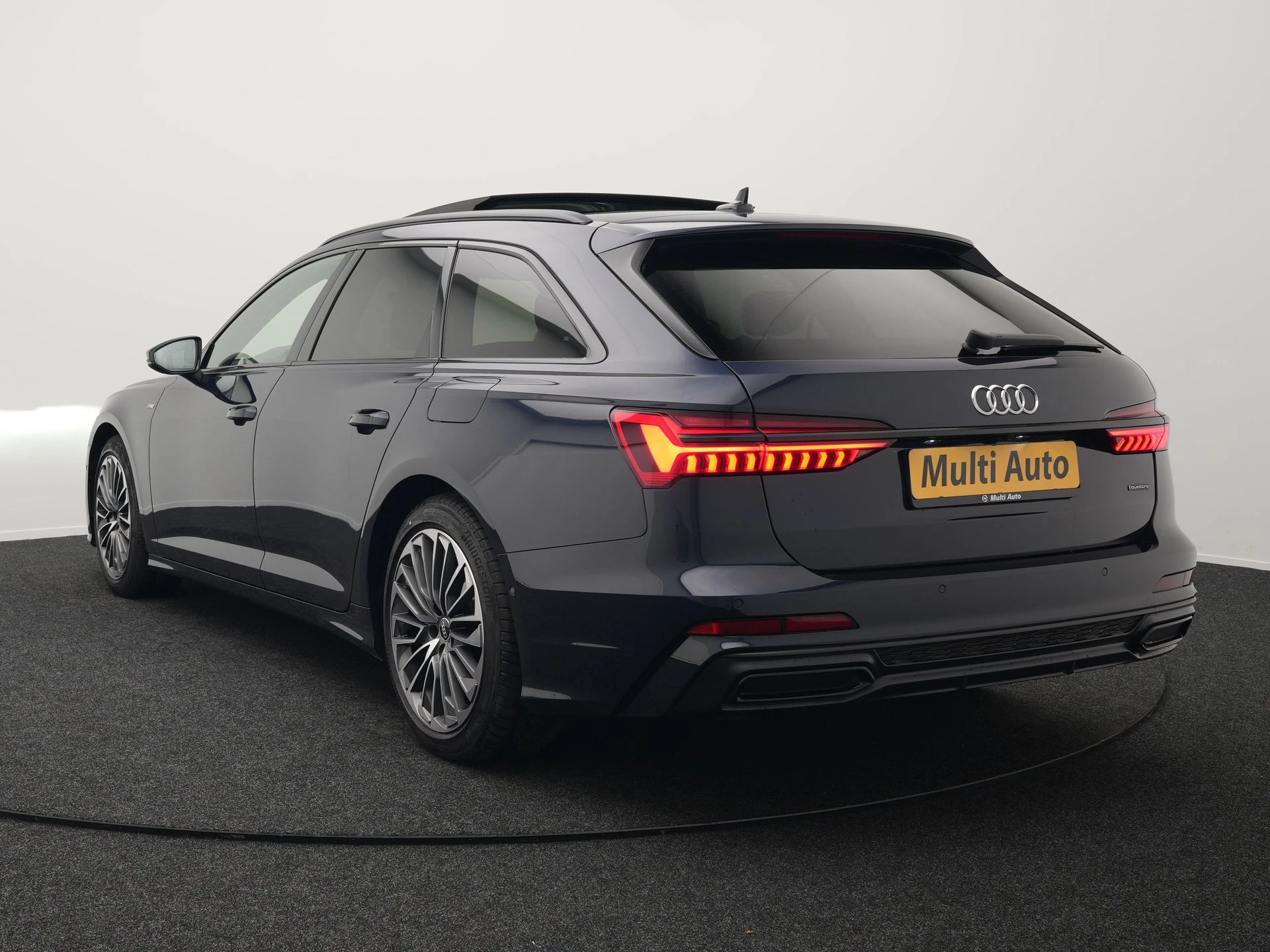 Hoofdafbeelding Audi A6