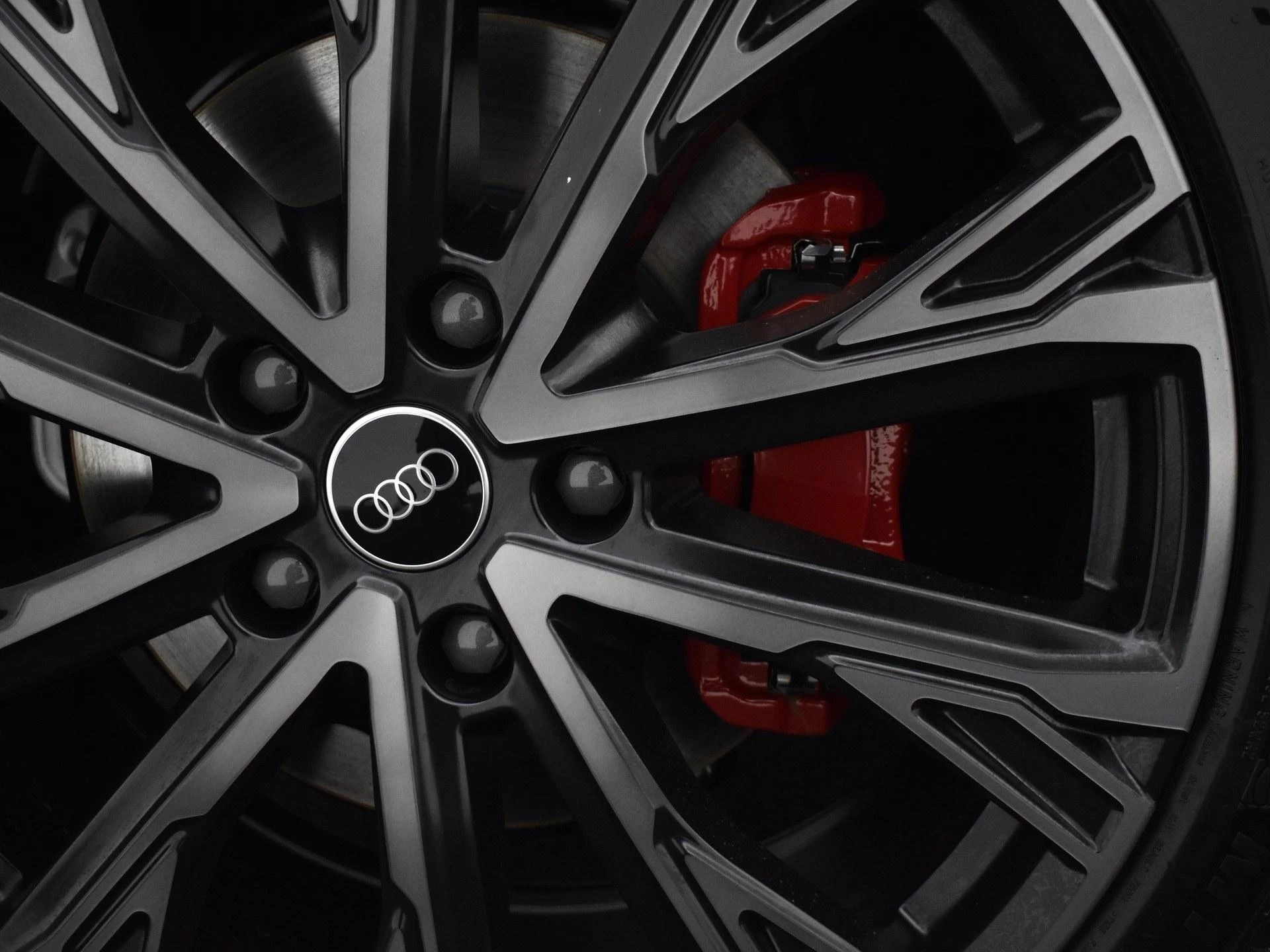 Hoofdafbeelding Audi A6 Avant e-tron