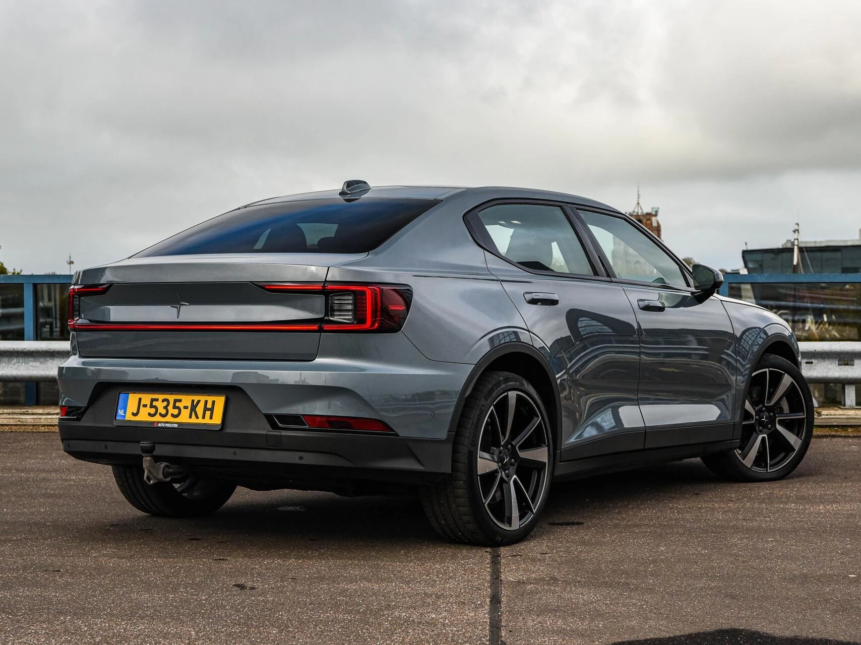 Hoofdafbeelding Polestar 2