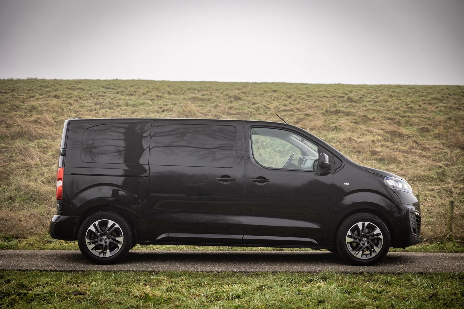 Hoofdafbeelding Opel Vivaro-e