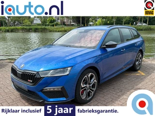 Hoofdafbeelding Škoda Octavia Škoda Octavia Combi 1.4 TSI RS iV PHEV Matrix LED/ACC/Keyless/Camera/Head-up/Columbus/Trekhaak wegkl./19"
