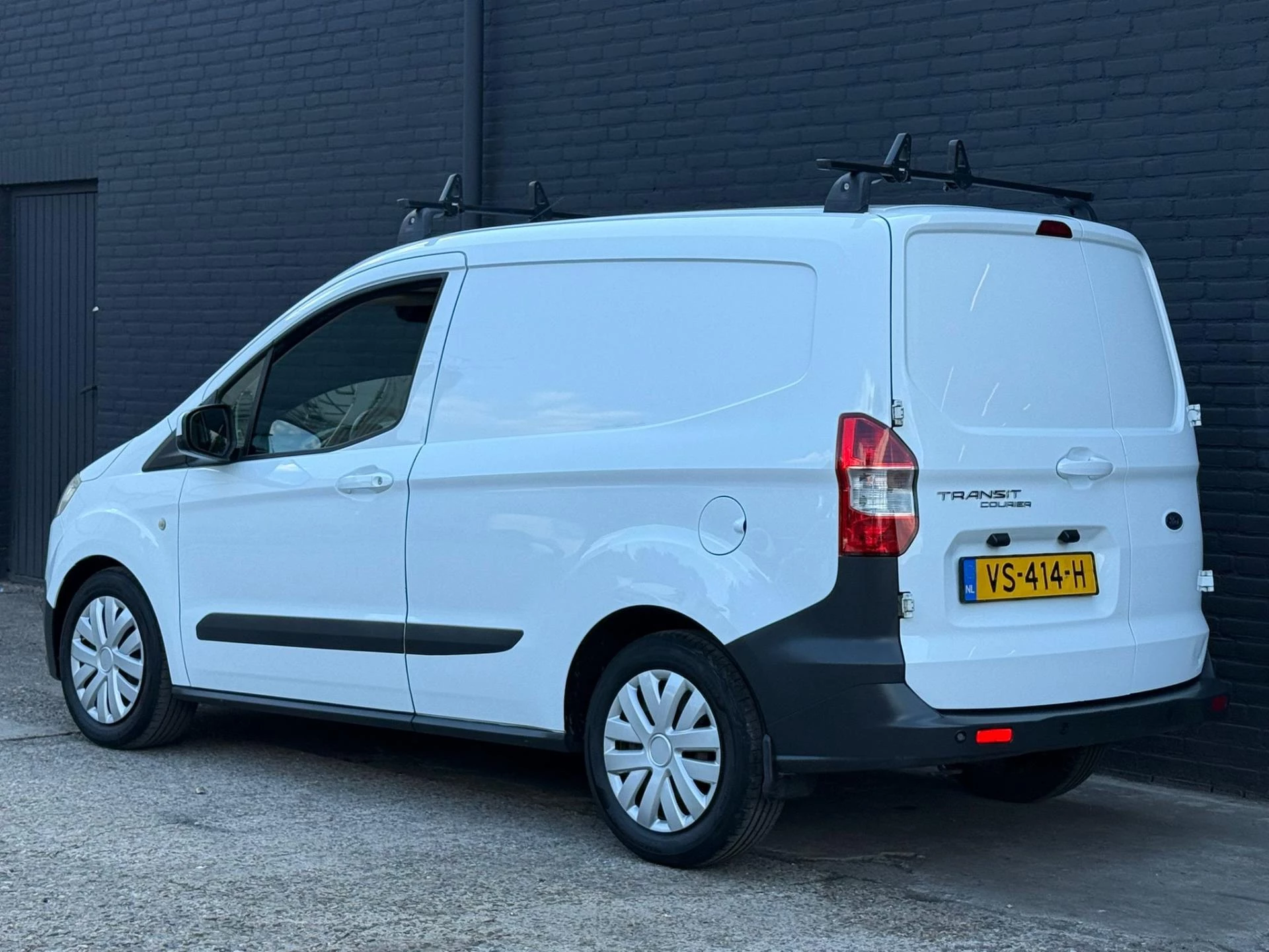 Hoofdafbeelding Ford Transit Courier