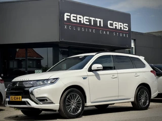 Mitsubishi Outlander 2.4 PHEV AUT S-EDITION 113D.KM! PANODAK DESIGNO-LEDER NAVI CAMERA APPLE-CARPLAY LED LMV PDC