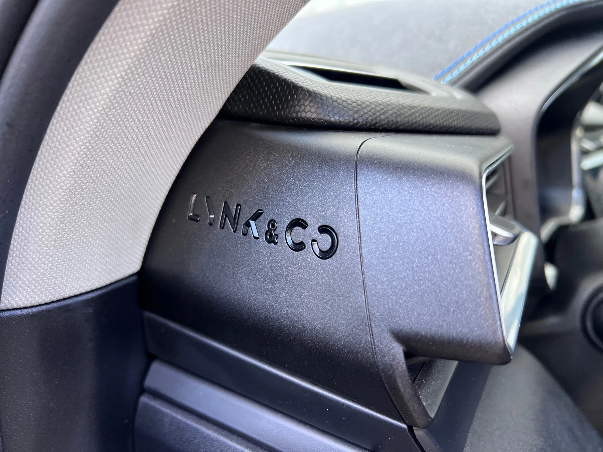 Hoofdafbeelding Lynk & Co 01