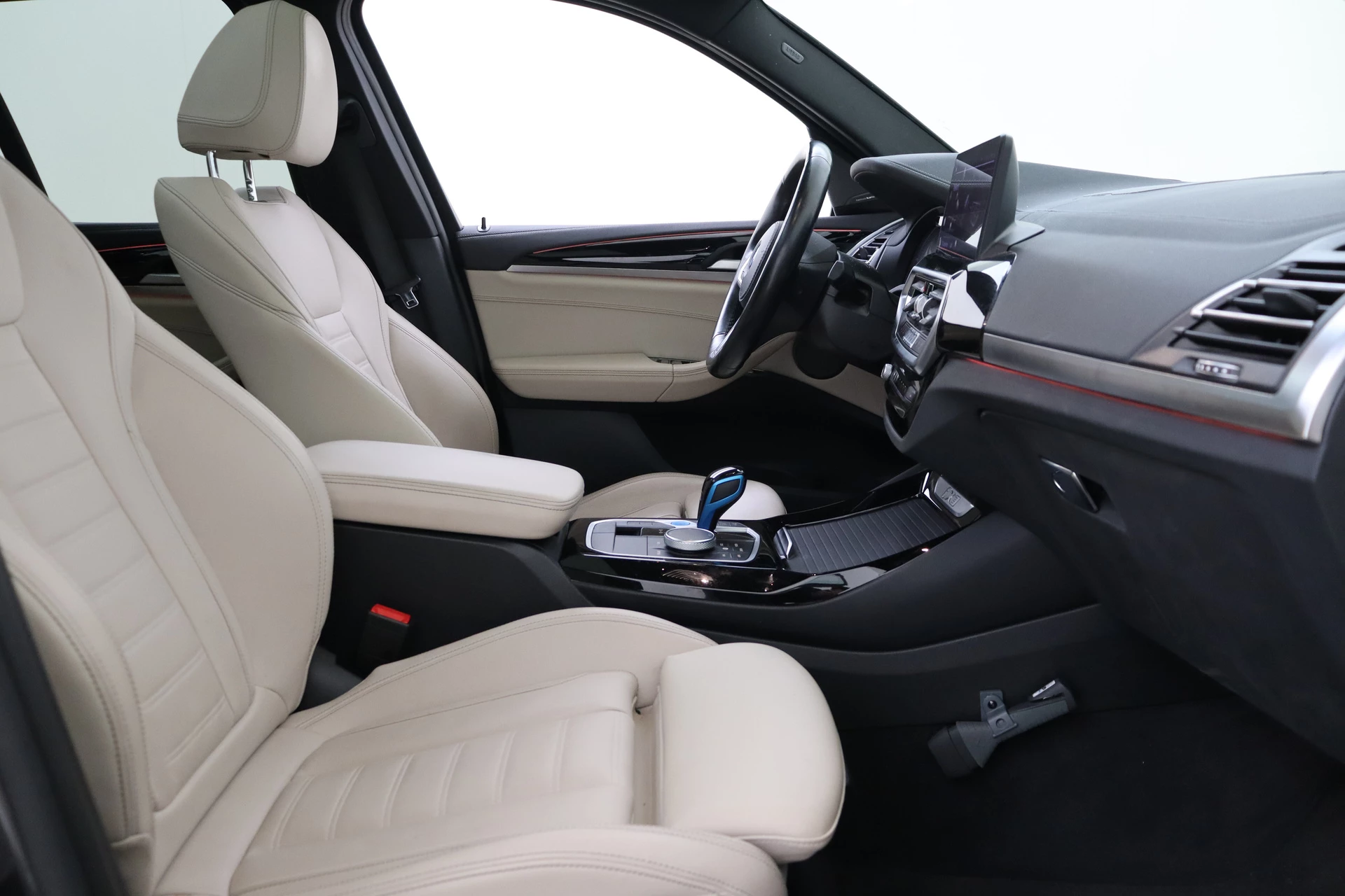 Hoofdafbeelding BMW iX3