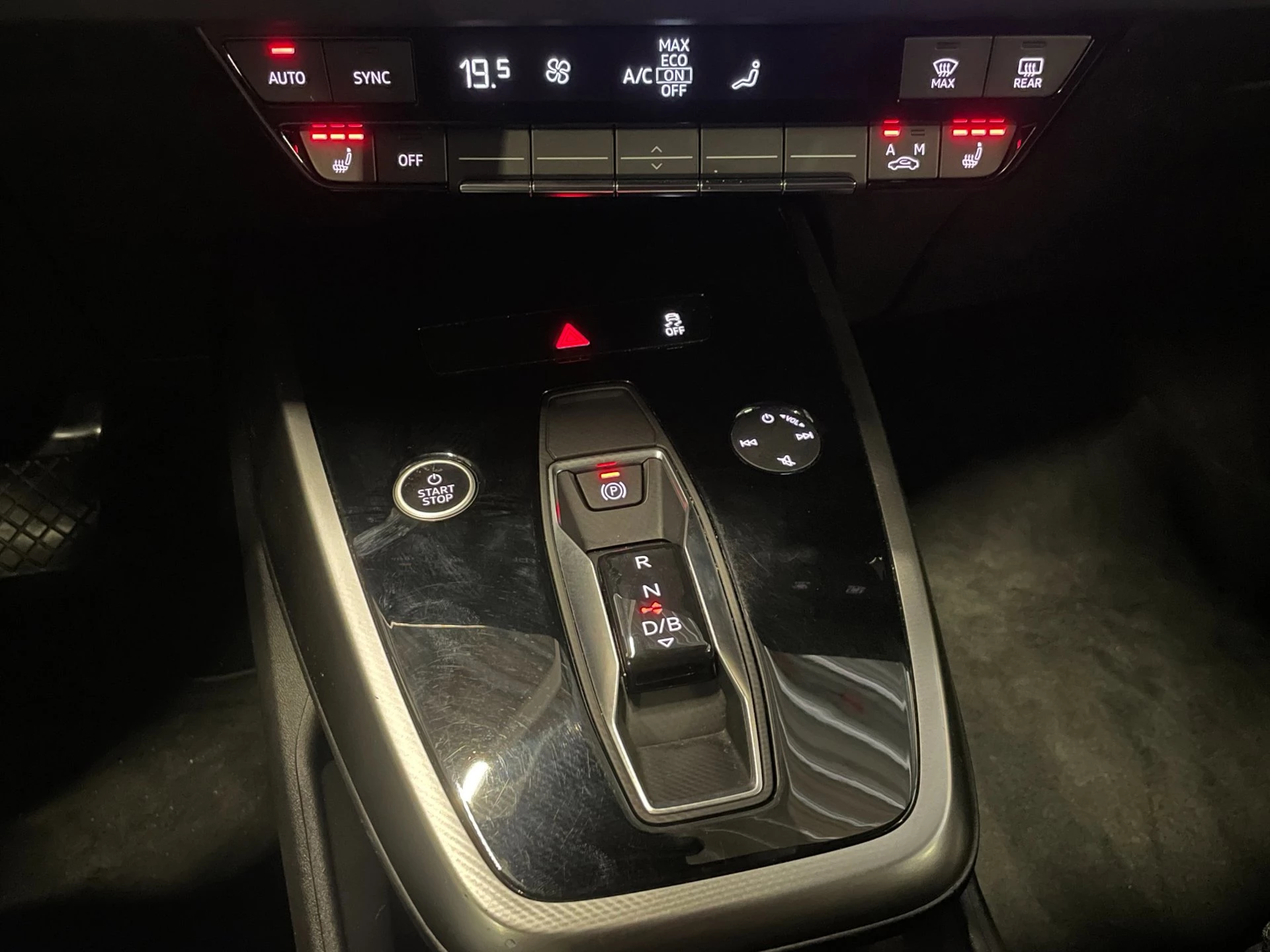 Hoofdafbeelding Audi Q4 e-tron