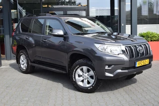 Hoofdafbeelding Toyota Land Cruiser Toyota Land Cruiser Landcruiser 150 2.8 D-4D 5DRS COUNTRY A/T VAN
