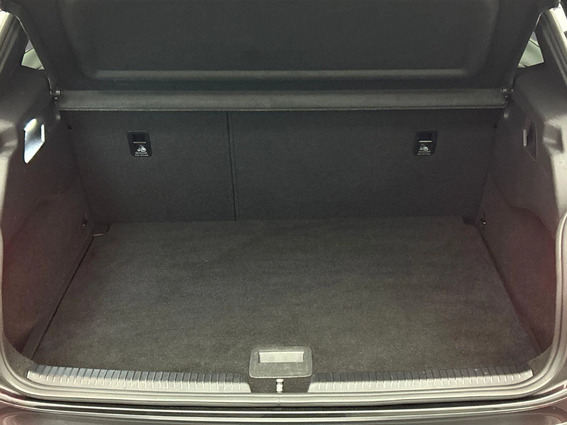 Hoofdafbeelding CUPRA Born