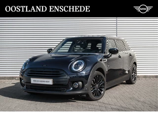 MINI Clubman Cooper Classic Automaat / Panoramadak / Trekhaak / Achteruitrijcamera / Comfort Access / LED / Park Assistant / Stuurverwarming