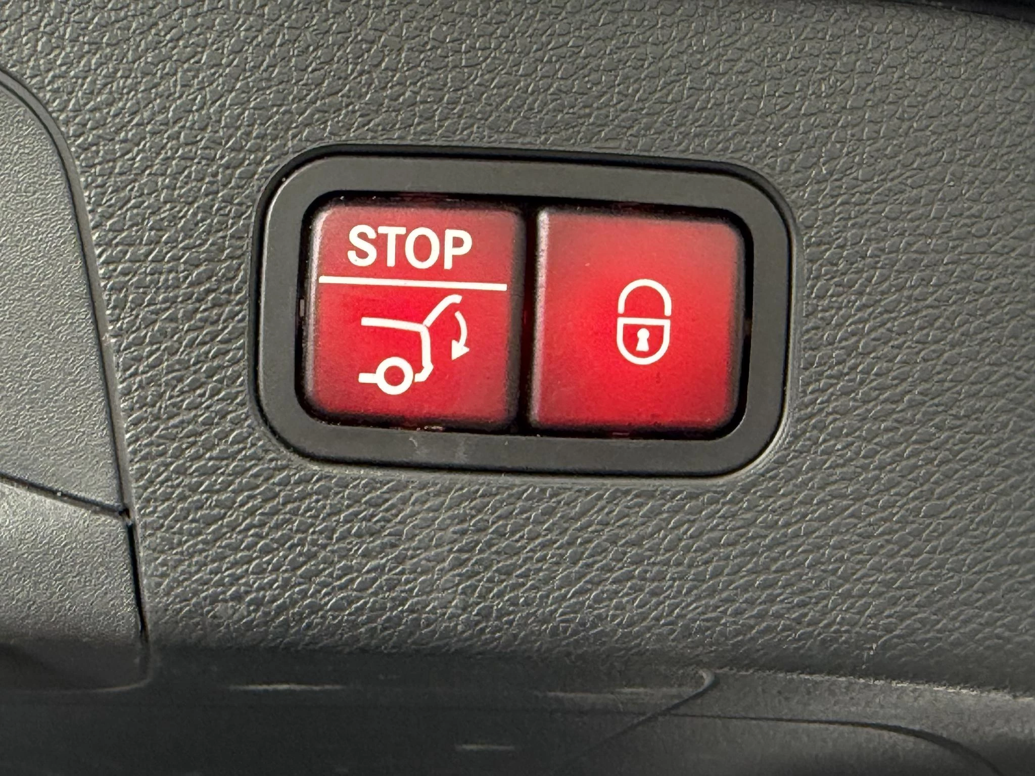 Hoofdafbeelding Mercedes-Benz EQC