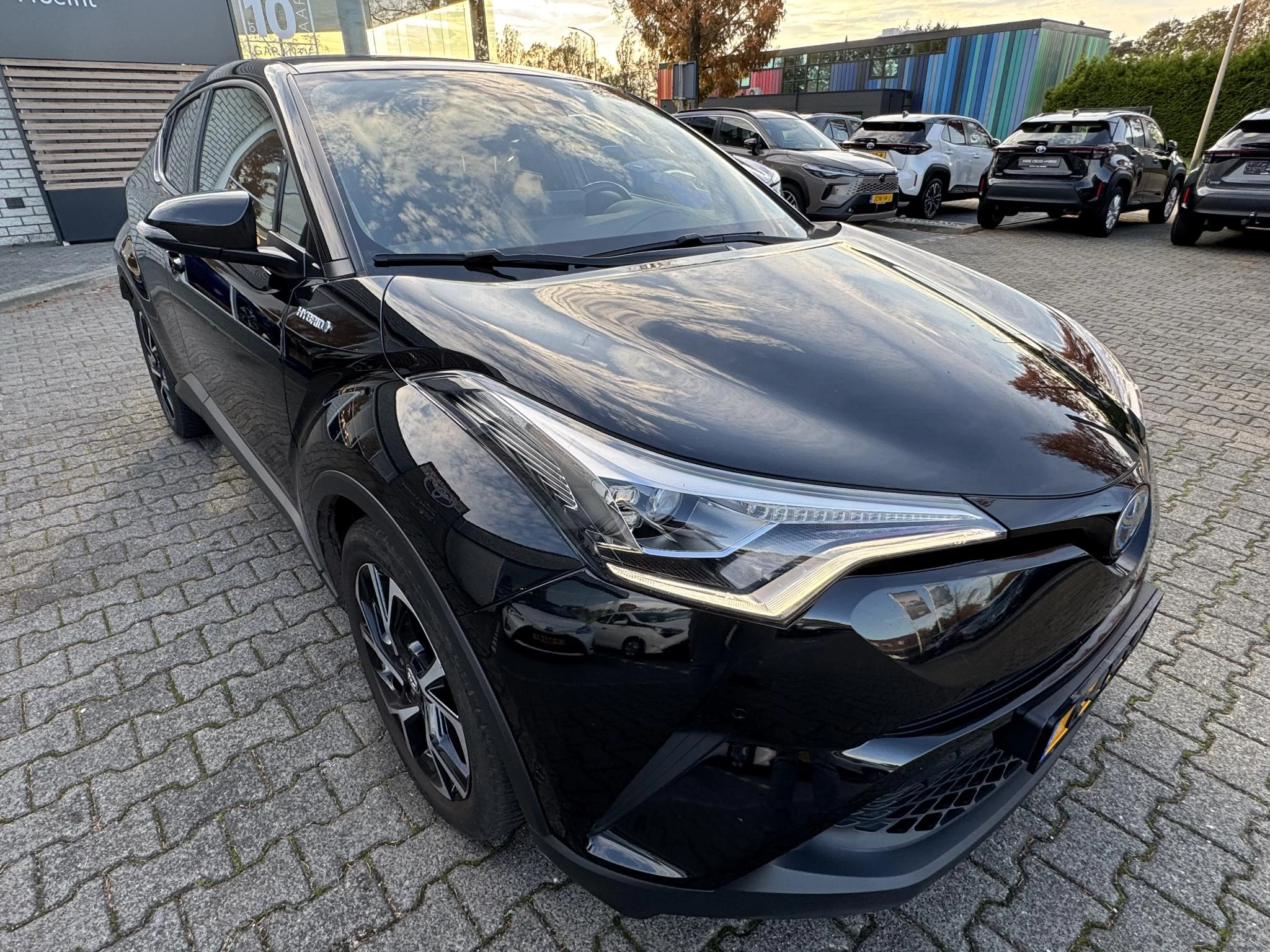 Hoofdafbeelding Toyota C-HR