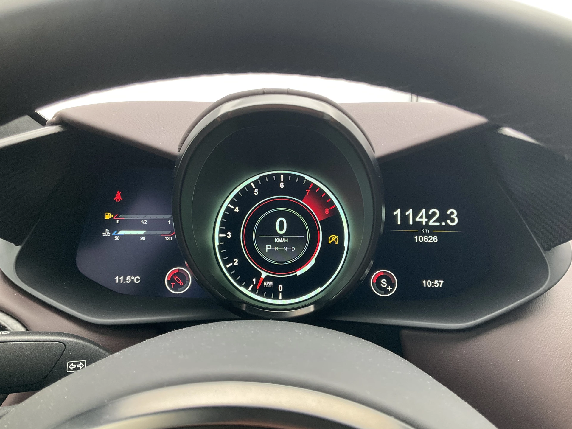 Hoofdafbeelding Aston Martin V8 Vantage