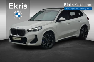Hoofdafbeelding BMW iX1 BMW iX1 eDrive20 M Sport | Trekhaak | Panoramadak | Harman Kardon | Cruise control adaptief met Stop&Go | Comfort Access | Ekris Selection