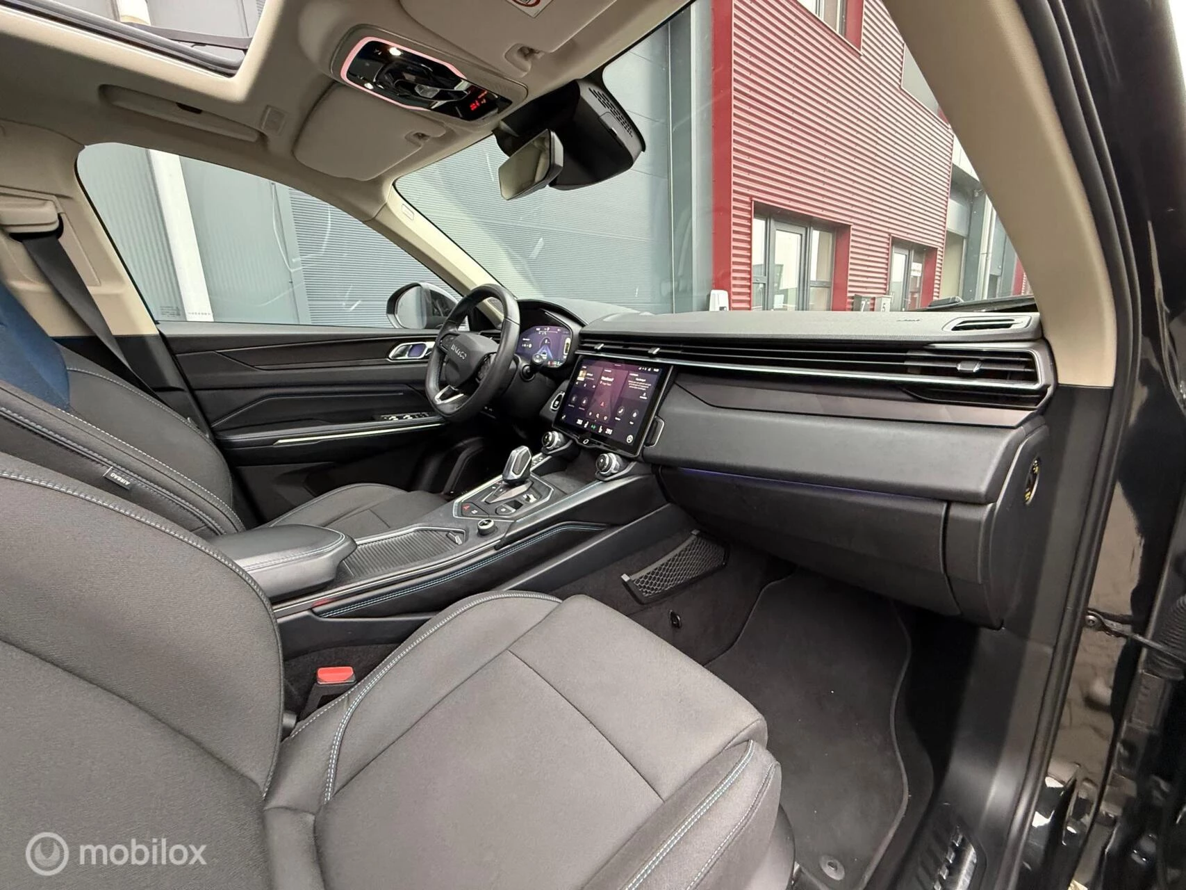 Hoofdafbeelding Lynk & Co 01