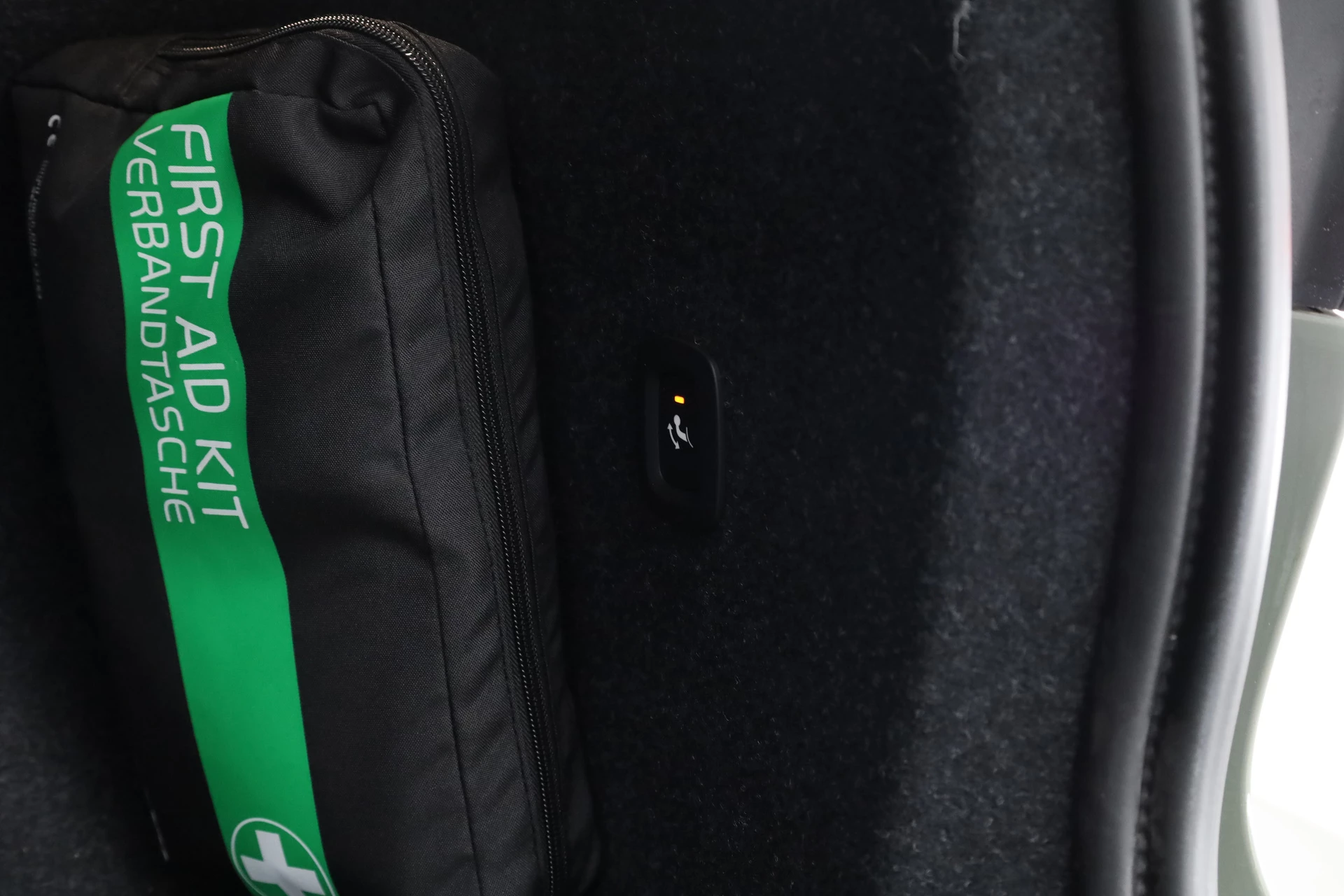 Hoofdafbeelding Volvo C40