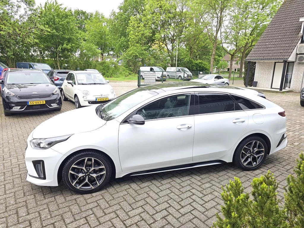 Hoofdafbeelding Kia ProCeed