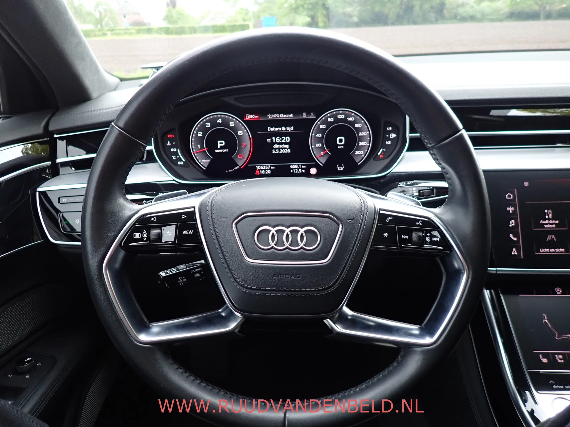 Hoofdafbeelding Audi A8