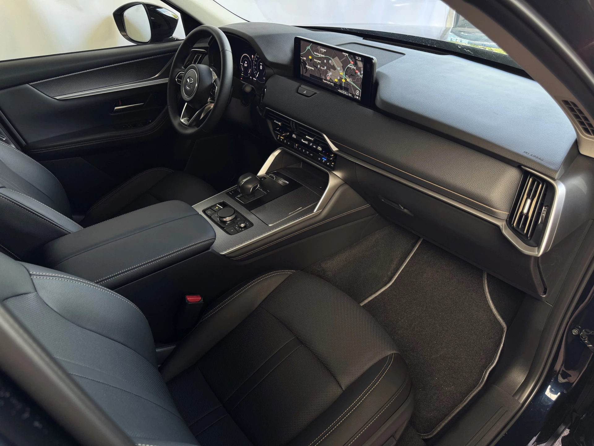 Hoofdafbeelding Mazda CX-60