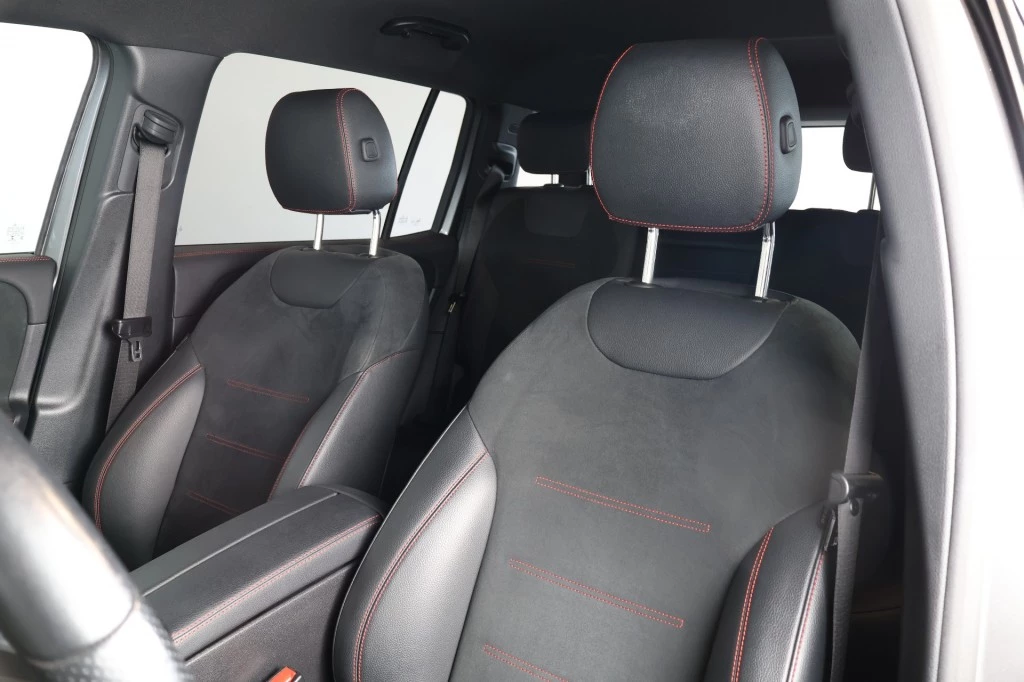 Hoofdafbeelding Mercedes-Benz EQB