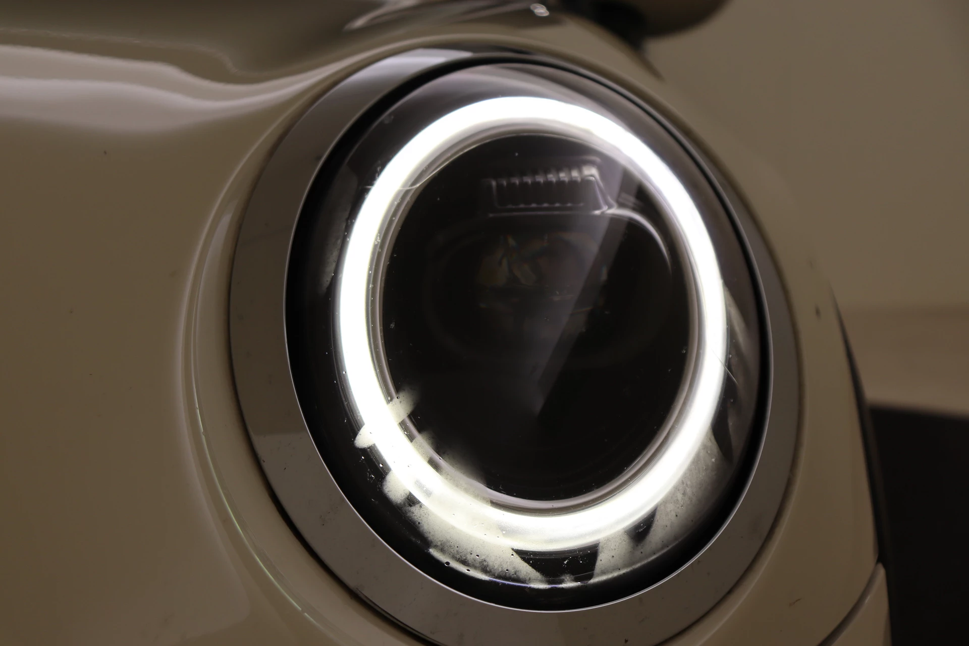 Hoofdafbeelding MINI One