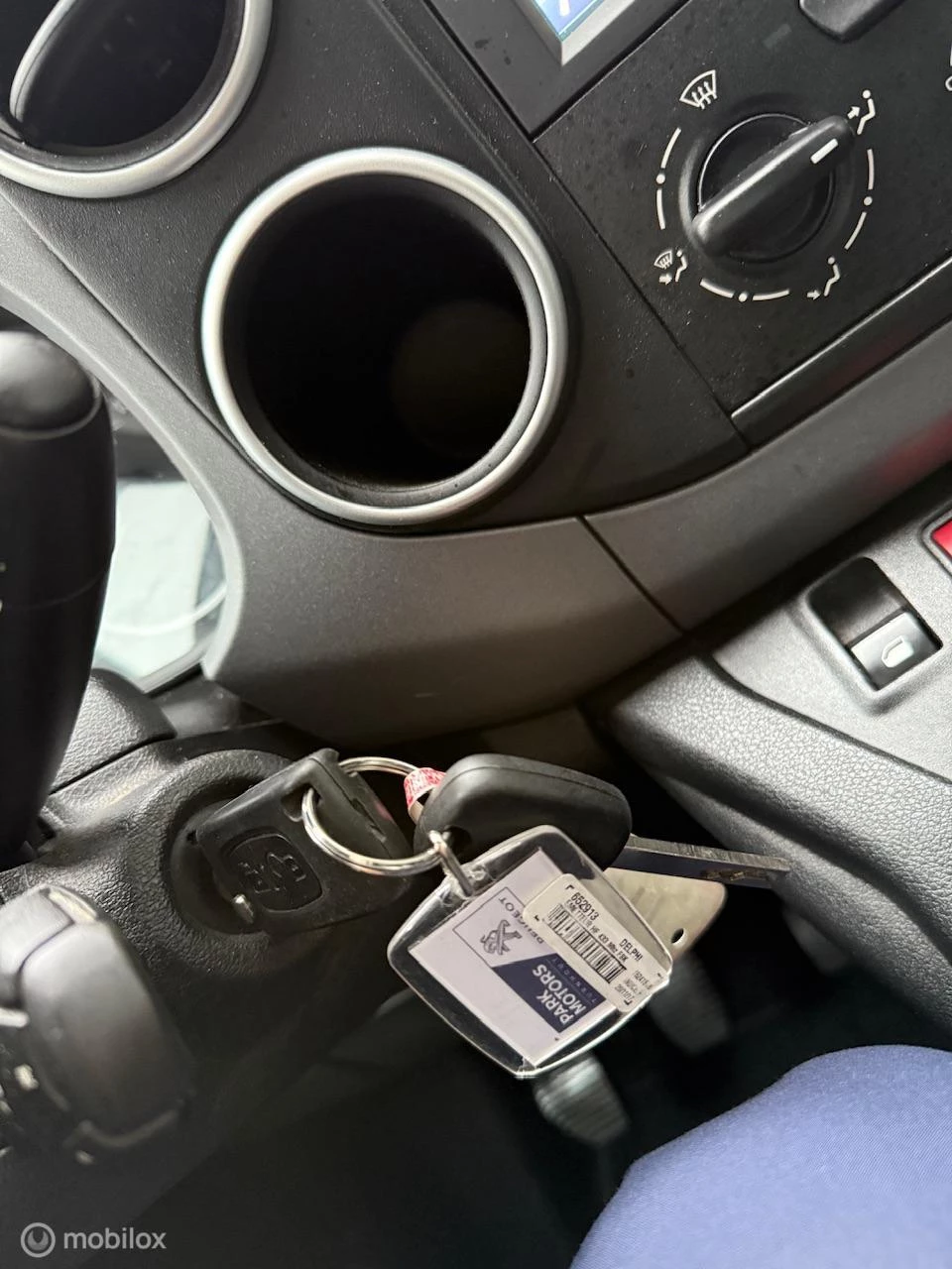 Hoofdafbeelding Peugeot Partner