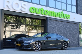 Hoofdafbeelding BMW 8 Serie BMW 8 Serie M850i xDrive High Executive | NAP | BTW | B&W | 4WIELSTURING | CARBON | SOFT-CLOSE | HUD | 360 | KEYLESS |
