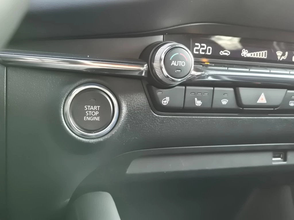 Hoofdafbeelding Mazda 3