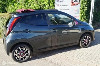 Toyota Aygo 1.0 VVT-i x-clusiv met open dak