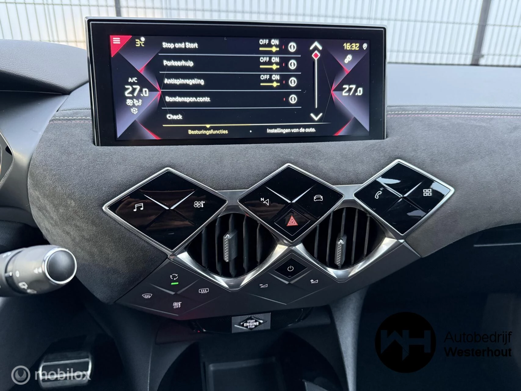 Hoofdafbeelding DS DS 3