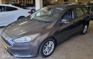 Ford Focus Wagon 1.0 Trend Navigatie