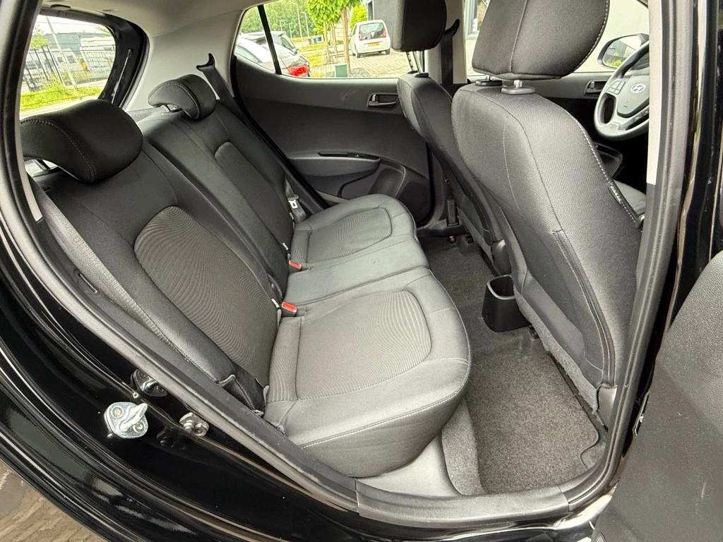 Hoofdafbeelding Hyundai i10