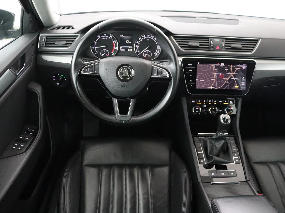 Hoofdafbeelding Škoda Superb