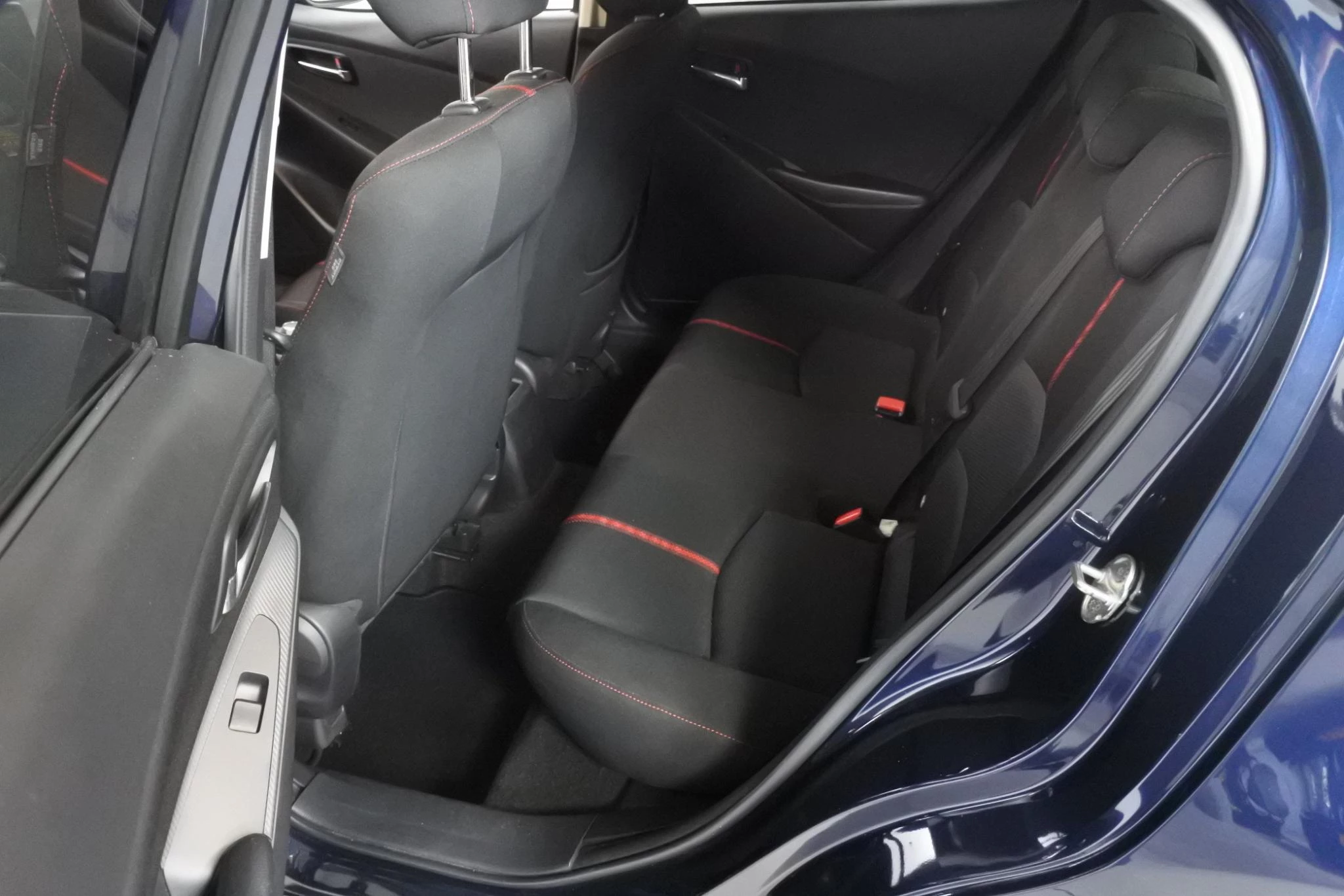 Hoofdafbeelding Mazda 2