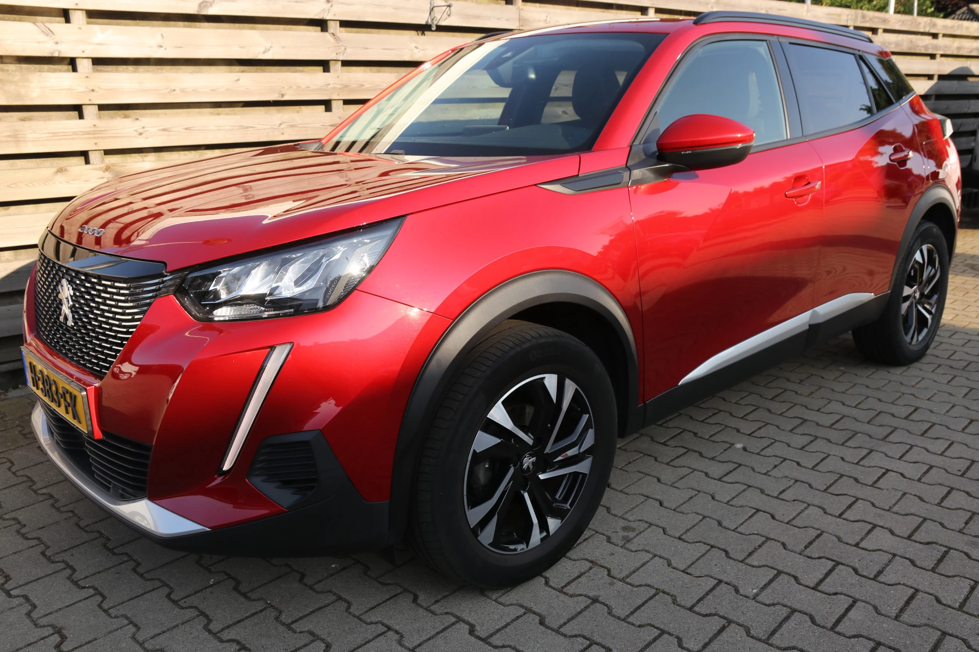 Hoofdafbeelding Peugeot 2008
