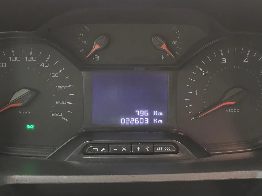 Hoofdafbeelding Peugeot Partner