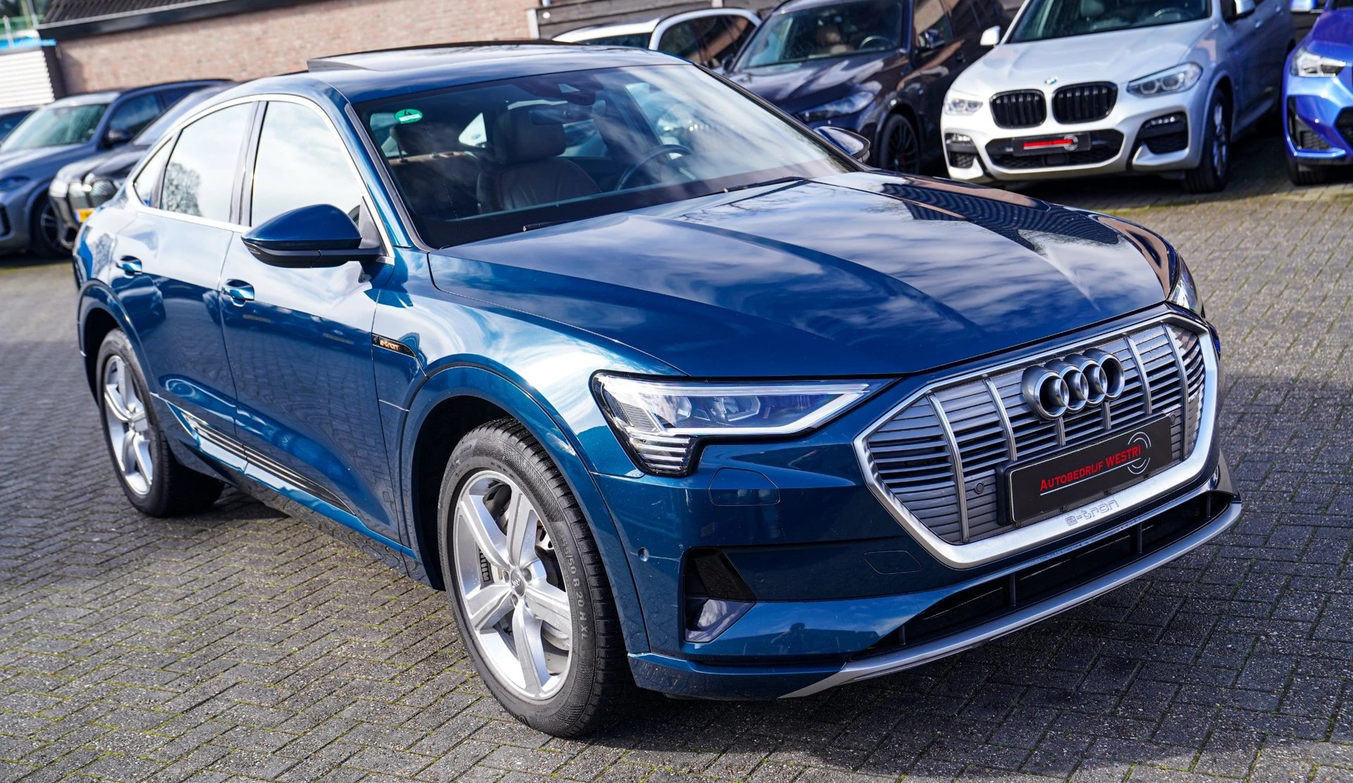 Hoofdafbeelding Audi e-tron